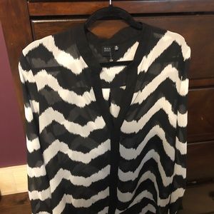 Saks 5th Avenue 100% silk Tunic size XL